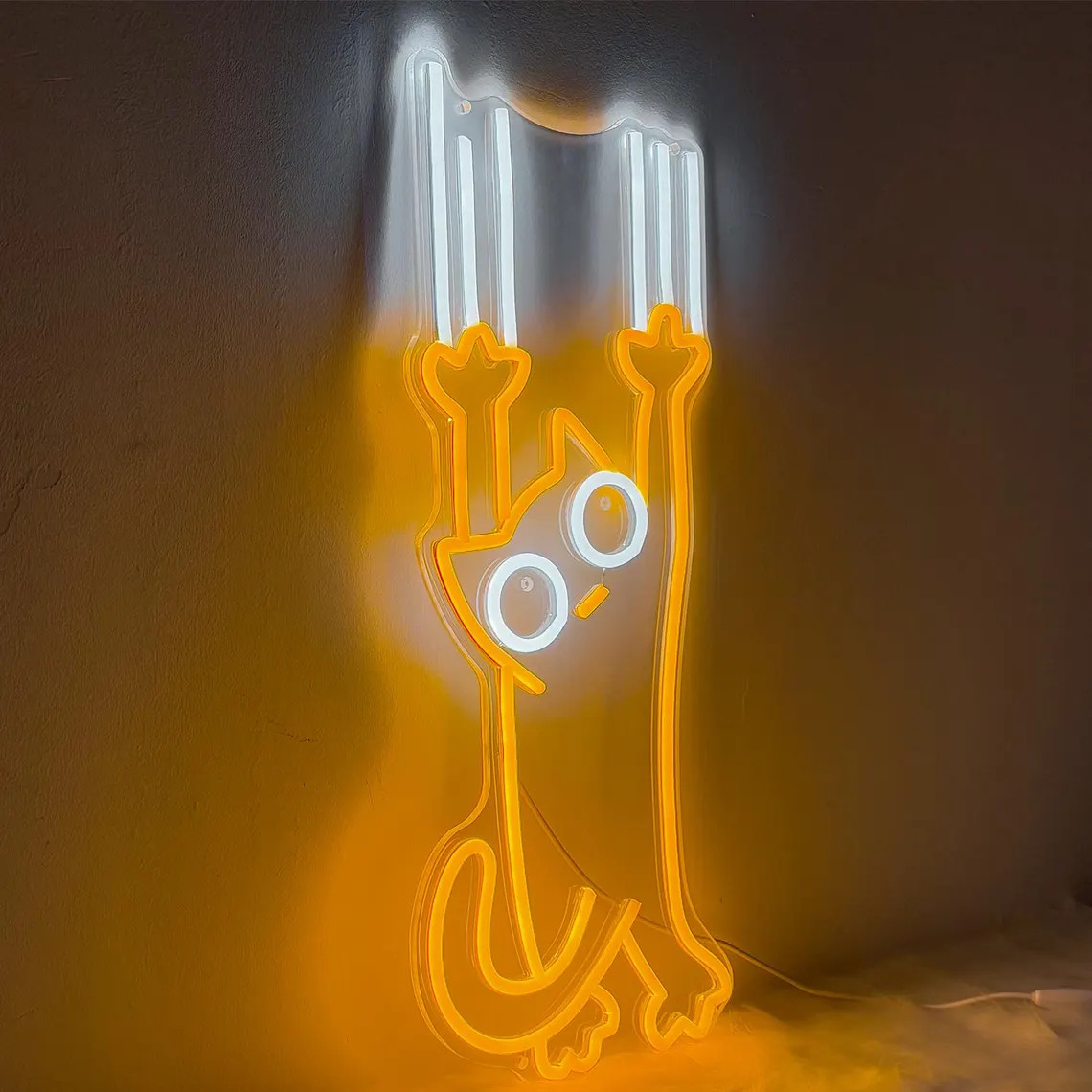Climbing Cat Neon Sign, Custom - Kids Outdoor Climbing Wall recension och pris